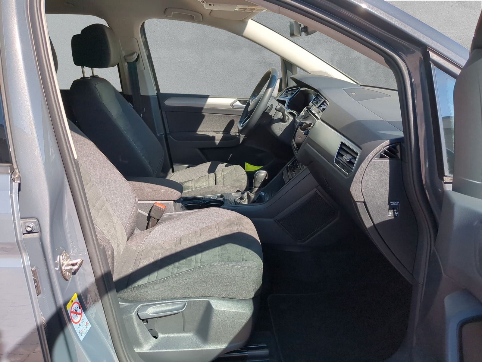 Fahrzeugabbildung Volkswagen Touran 2.0 TDI DSG AHK elek. Heckkl. SHZ