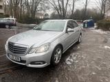 Mercedes-Benz E 200 CGI BlueEff./Avantg. - PRINS VSI-II LPG - mit Benzin-Antrieb: Limousine, Vs