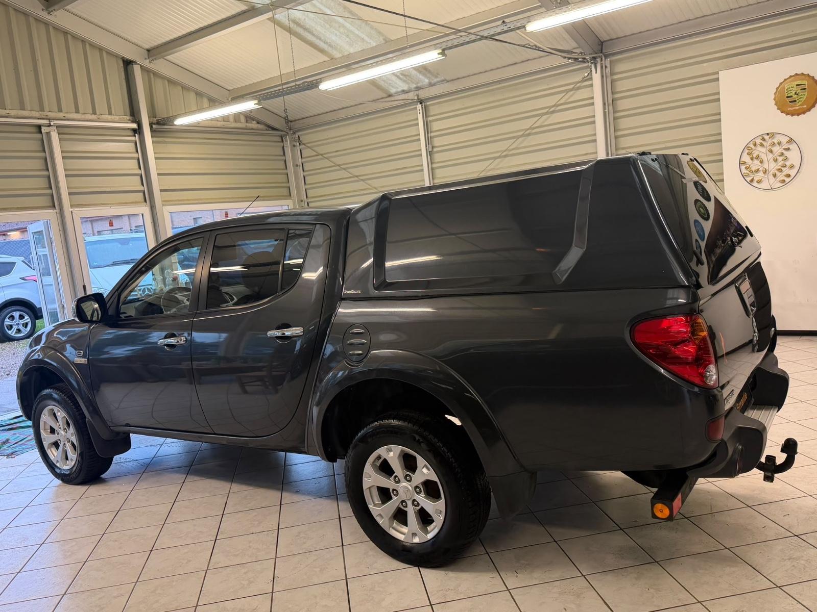 Mitsubishi L200 2.5 DI-D Edition 20 Double Cab | 178 ch | BVM | Cuir | GPS | Hard-top | Attelage | Xénon