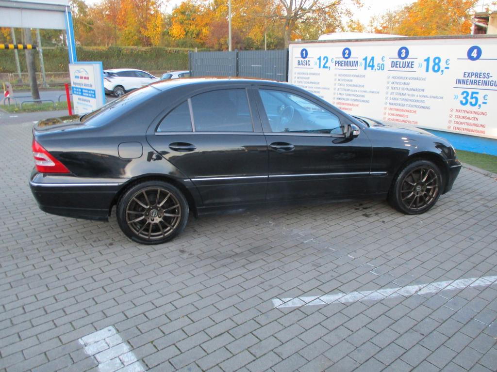 Mercedes-Benz C 180