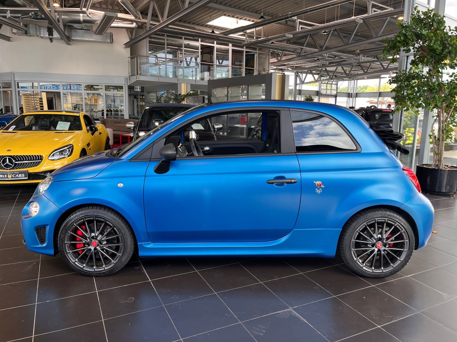 Fahrzeugabbildung Abarth 595C  Competizione BEATS XENON NAVI