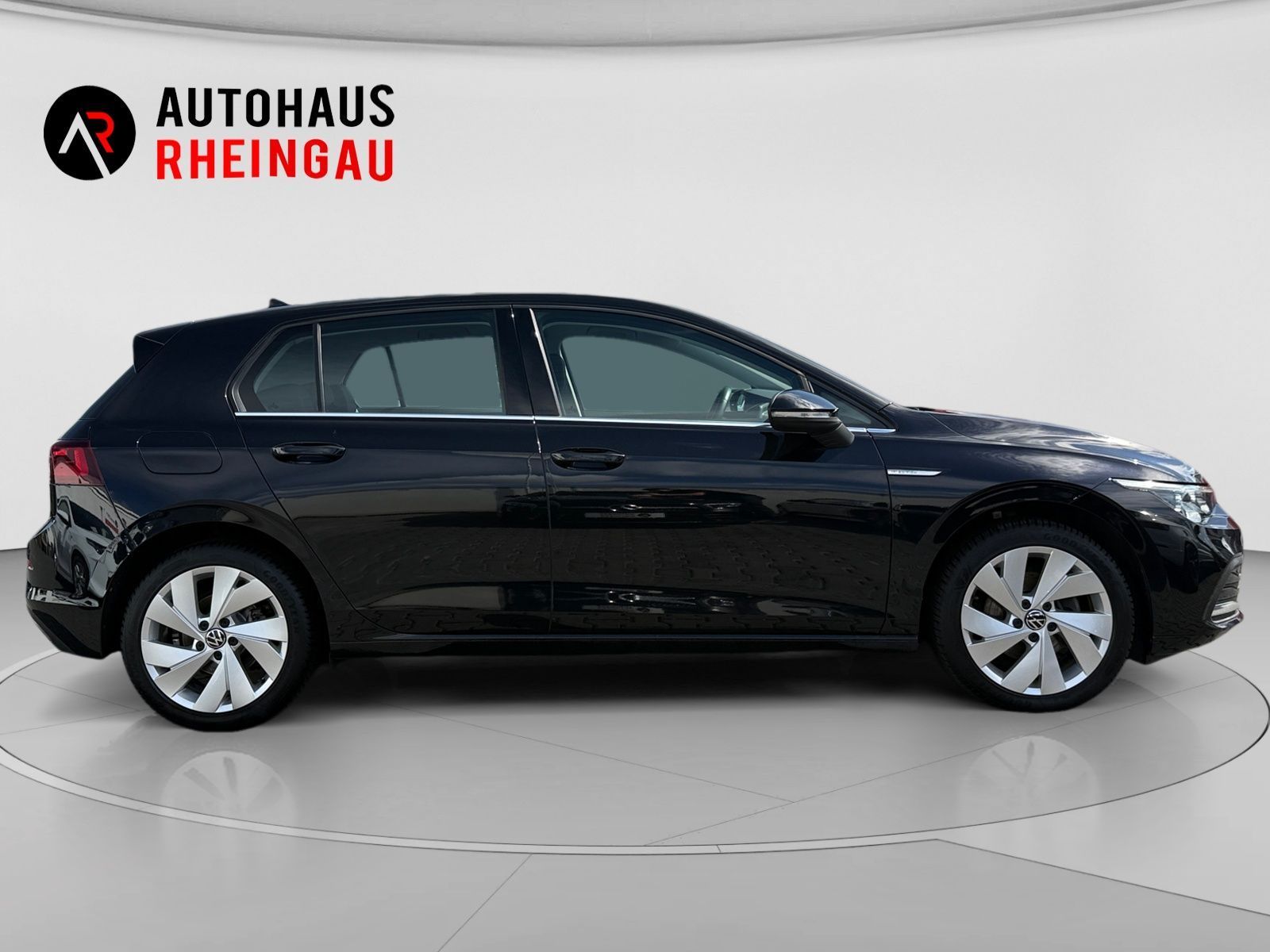 Fahrzeugabbildung Volkswagen Golf VIII 2.0 TDI Style AHK MATRIX-LED