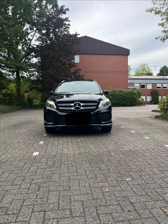Image of Mercedes-Benz GLE 350