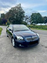 Toyota Avensis Executive 2.0-l-VVT-i Executive - Toyota Avensis in Stuttgart