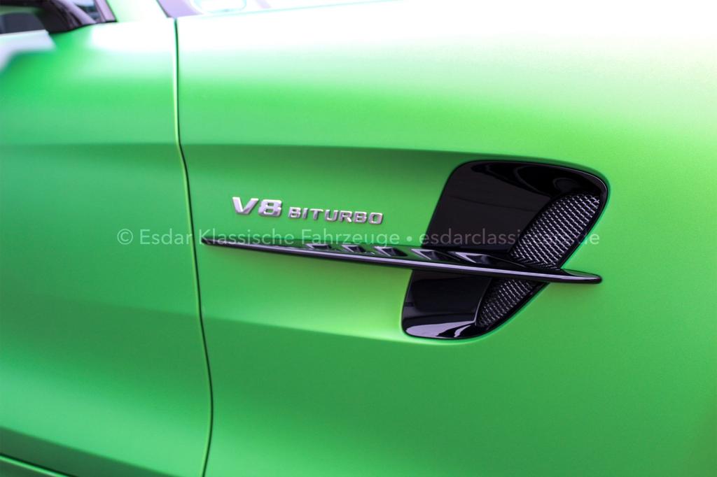 Mercedes-Benz AMG GT R