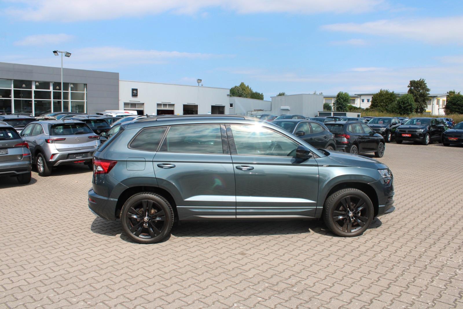 Skoda Karoq 1.5 TSI Sportline*ACC*SHZ*Kamera*