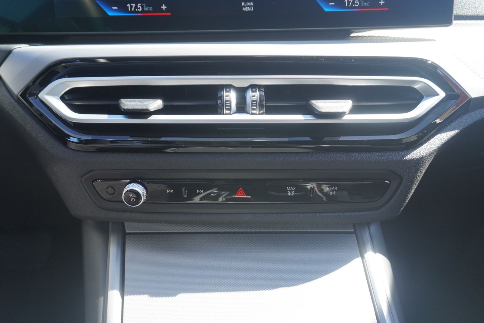 BMW 320e Touring Aut. LED Navi AHK ACC Android Apple foto 21