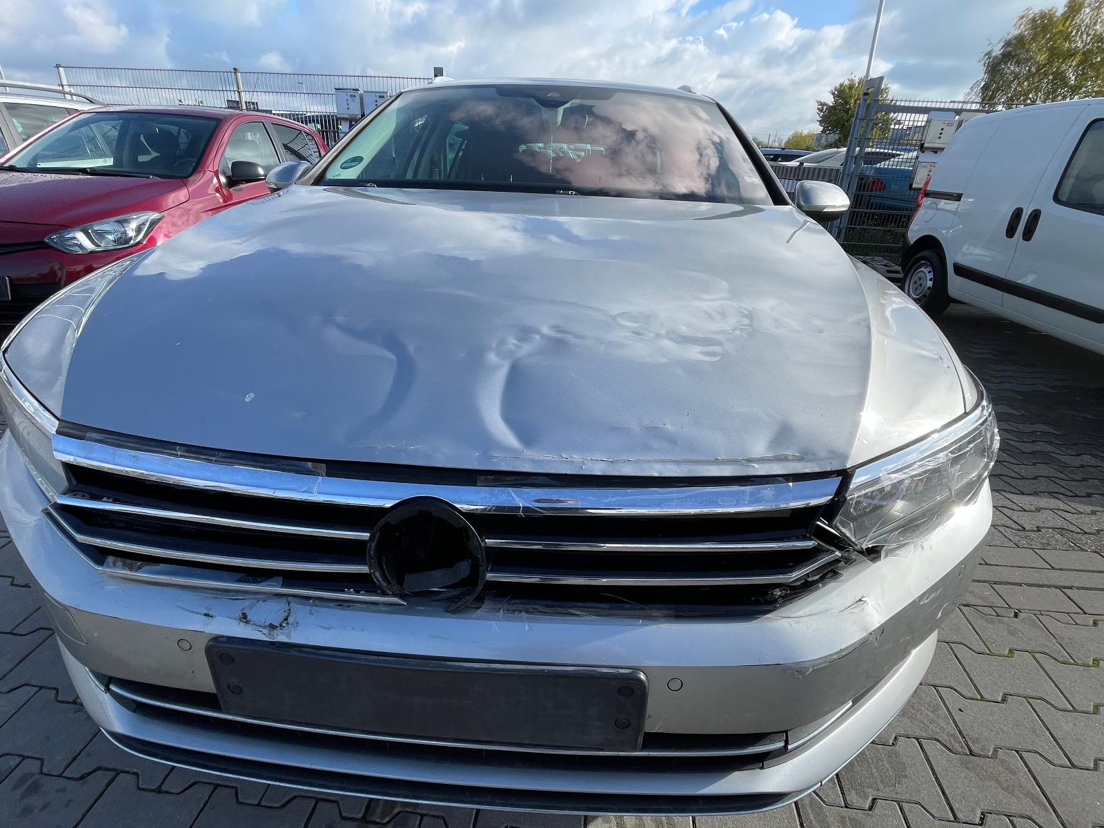 Volkswagen Passat 2015 — photo 14