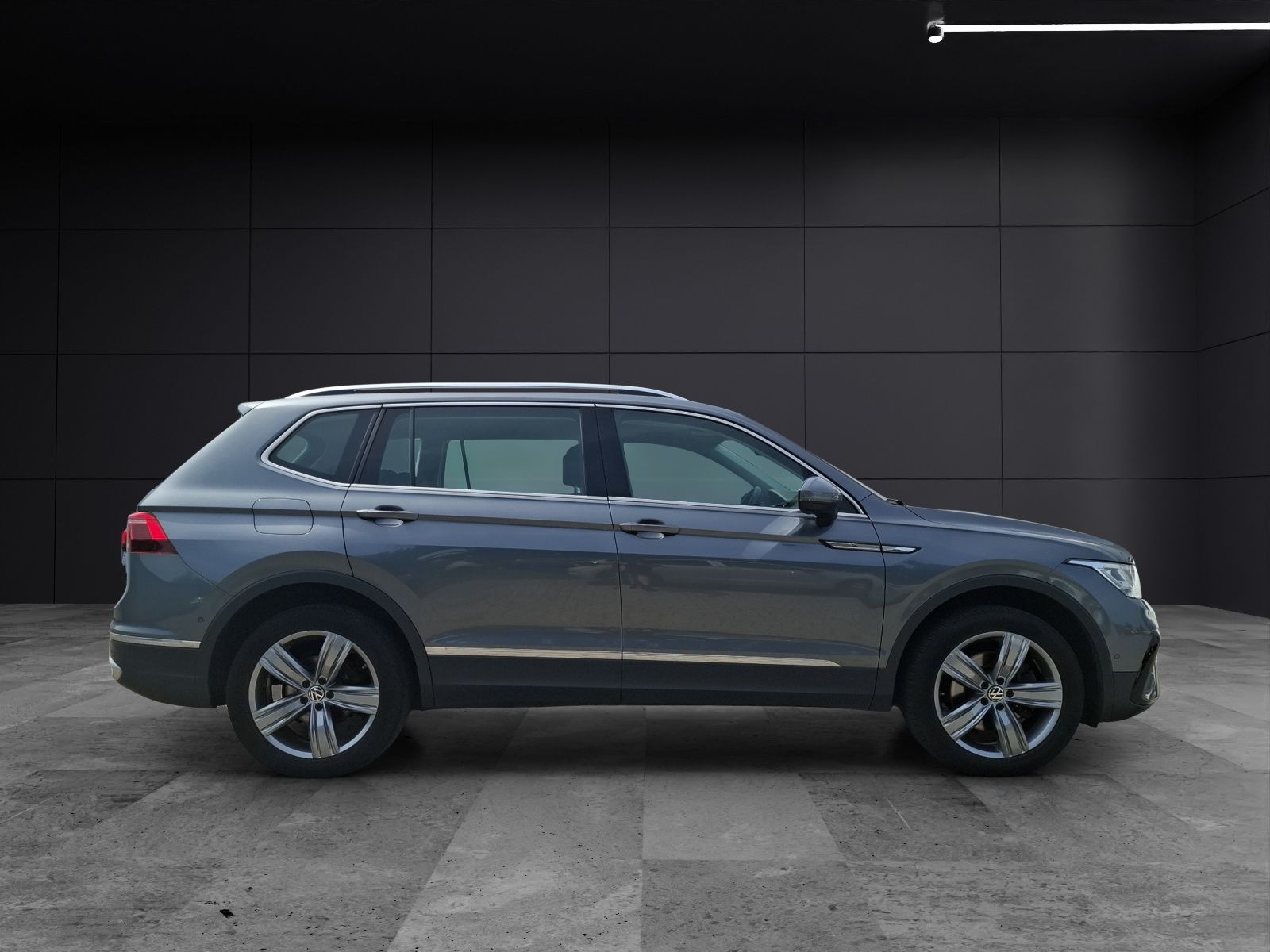 Fahrzeugabbildung Volkswagen Tiguan Allspace TDI Elegance DSG 4M Matrix AHK N