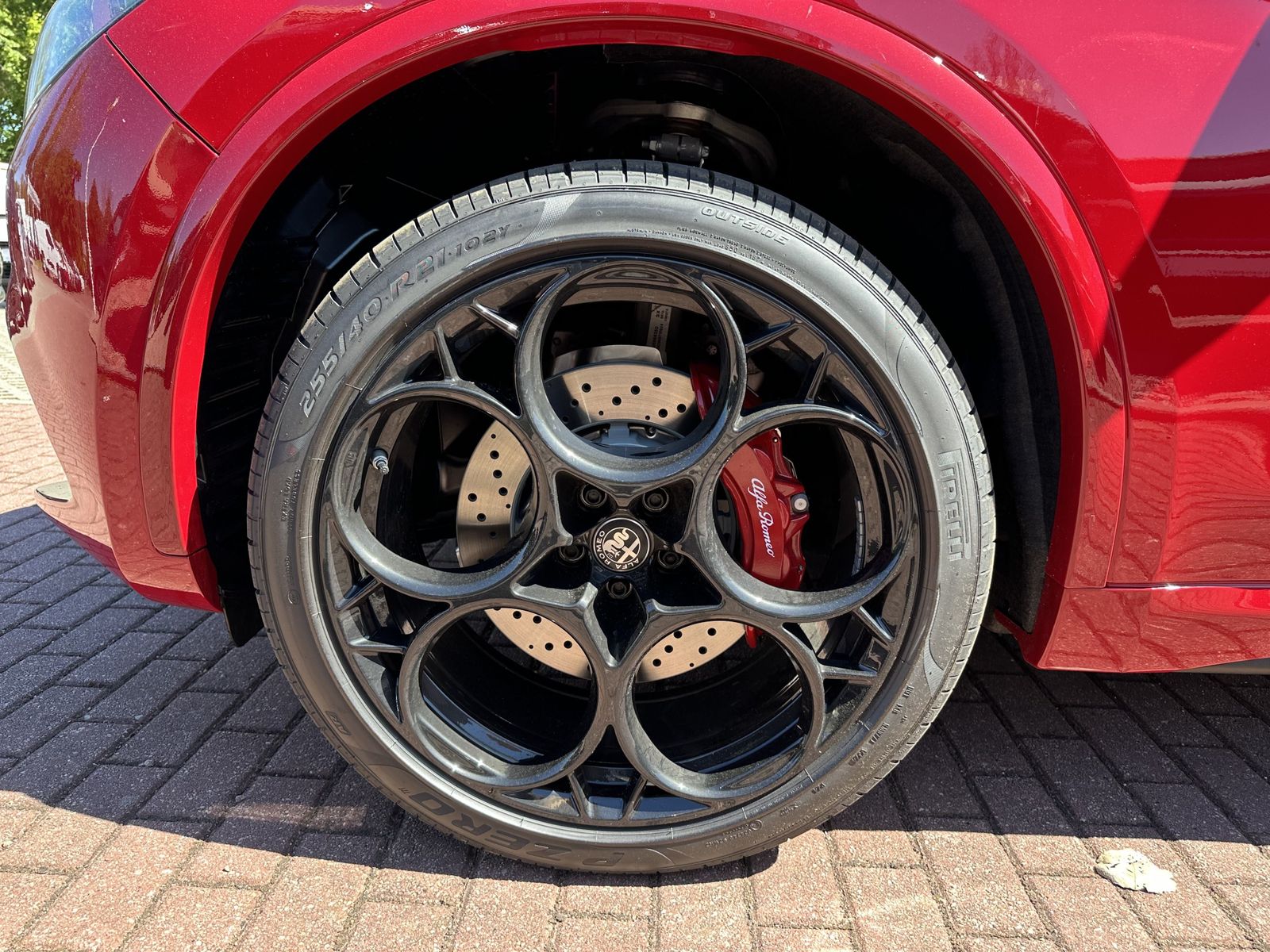 Alfa Romeo Stelvio - Bild 8