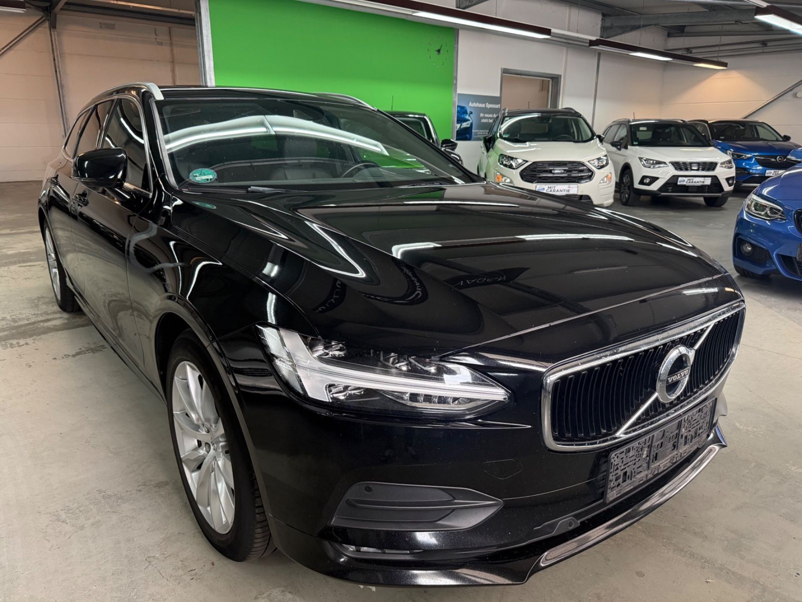 Volvo V90 - 1