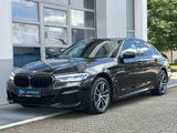 BMW 530iA xDr*M SPORT*KAM*KOMFORTSITZE*HARMAN*HUD* - BMW 530 in Düsseldorf
