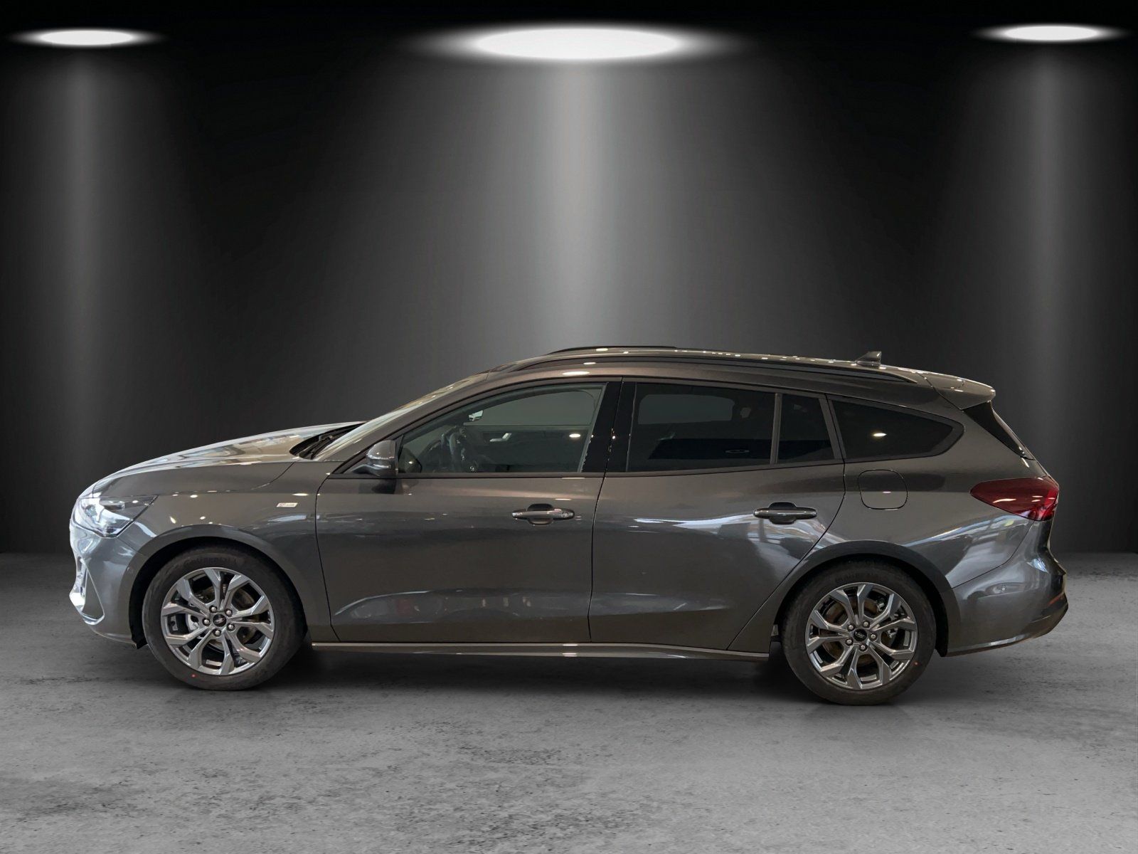 Fahrzeugabbildung Ford Ford Focus Turnier ST-Line X B&O PDC Heck. Elek.