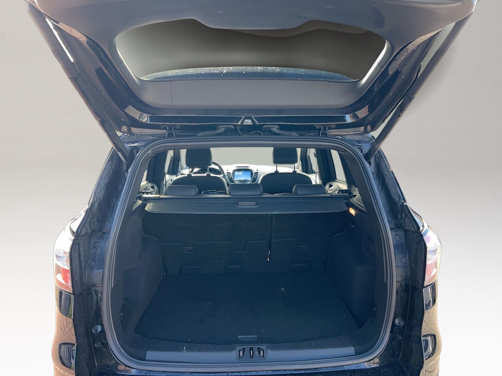Kuga 1.5 EcoBoost ST-Line, Navi, Bi Xenon, Desig