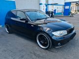 BMW 118i e87 1 Lim. Xenon Klima 19'' Felgen Esenmann - gebrauchte BMW 1er Reihe aus dem Jahr 2005