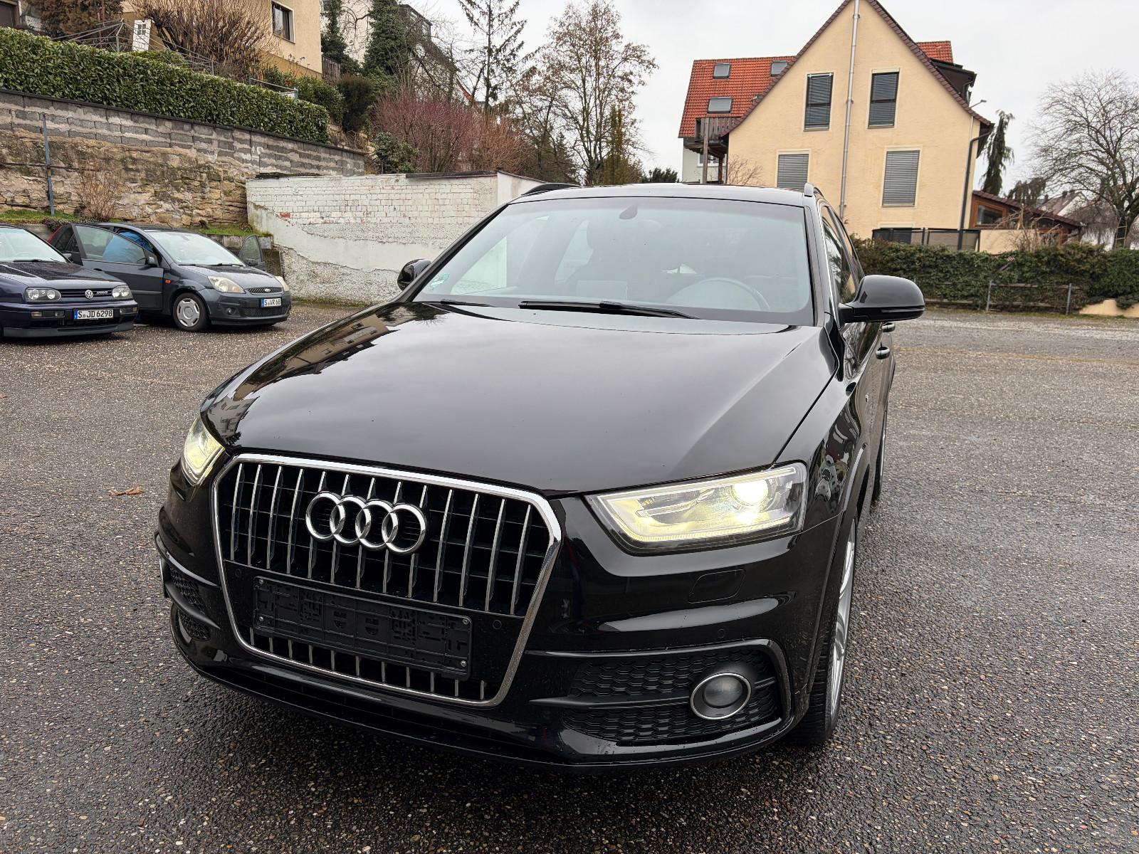 Audi Q3 2.0 TDI-S-Line-  Navi-Xenon-Panorama-II Hand