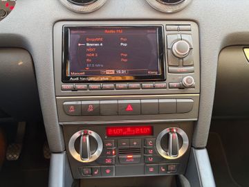 Bild 14 Audi A3 Cabriolet S line Sportpaket / plus XENON+NAVI