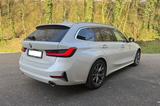 BMW 320i Touring Luxury AHK Leder Sportsitze Kamera - BMW 320 Gebrauchtwagen in Karlsruhe