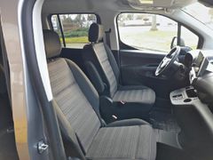 Fahrzeugabbildung Opel Combo-e Life XL Ultimate 7-Sitzer