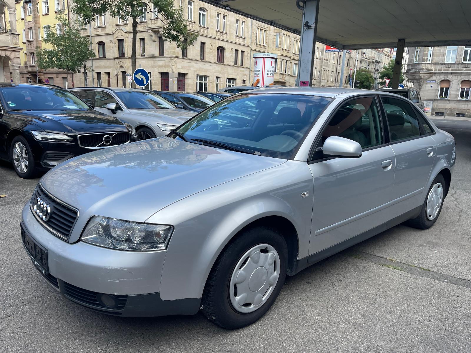 Audi A4 2.0 CLIMATRONIC PDC