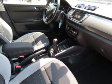 Fotografie 7 des Skoda Fabia Joy 1.2 TSi Klimaautomatik Nebelscheinwerf