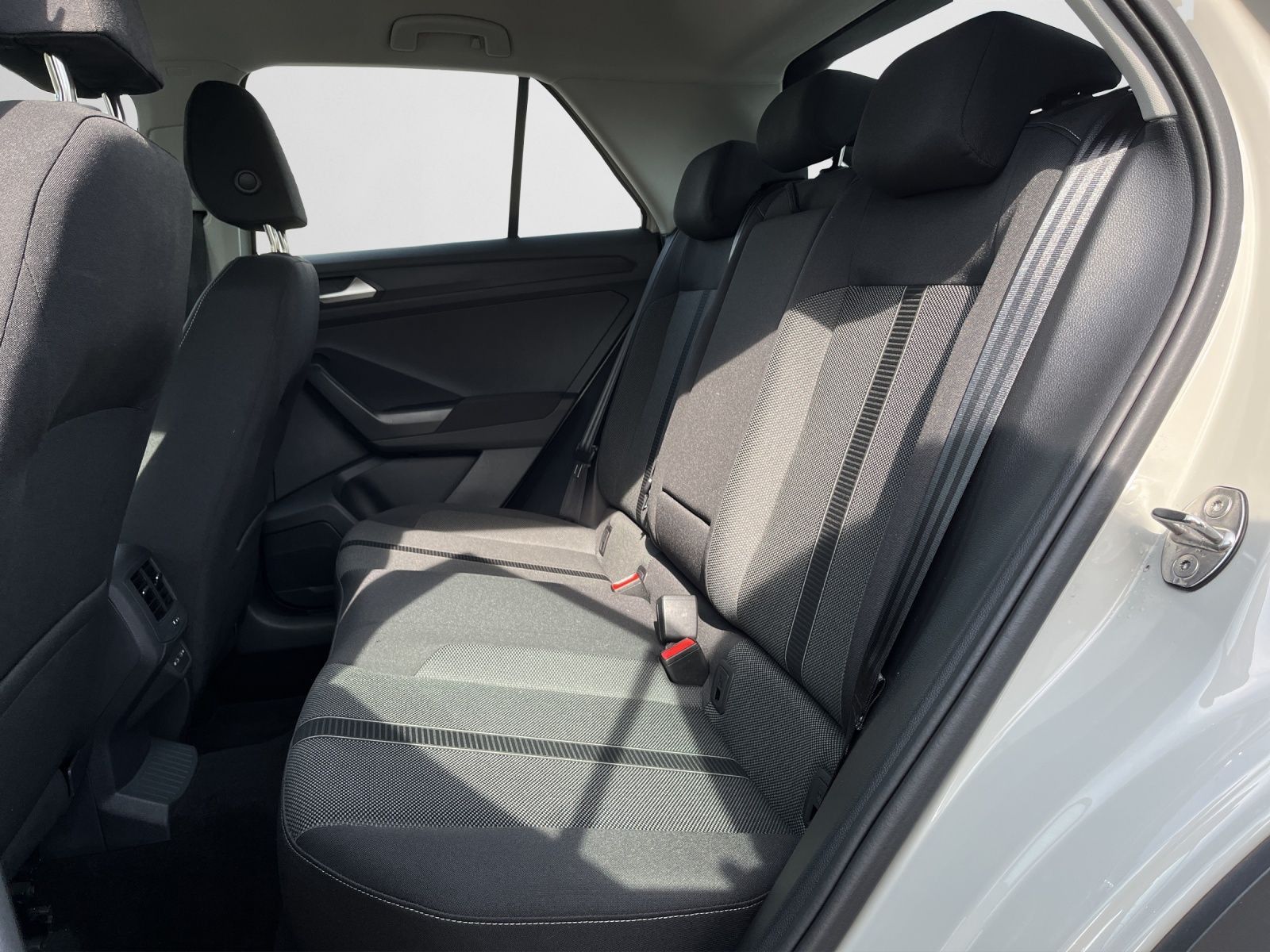 Volkswagen T-Roc - Bild 14