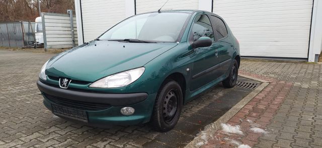 Peugeot 206 | Tüv 07/25 | Garagenfahrzeug | Rückfahrkam.