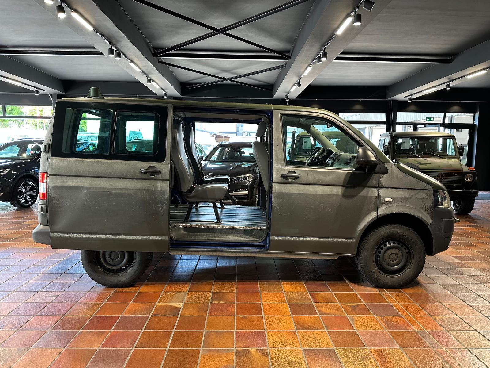 Volkswagen T5 WIDDER 4MOTION ROCKTON SEIKEL BUNDESWEHR OFFR