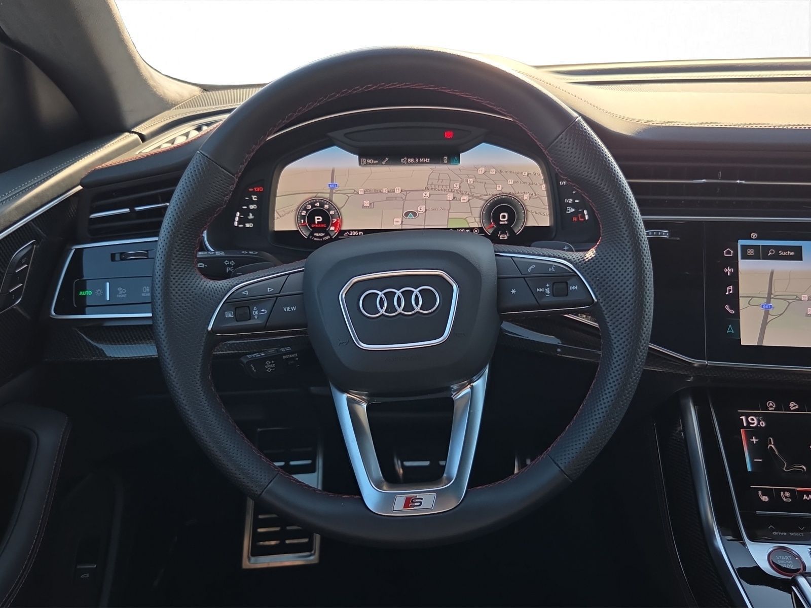 Audi SQ8 - Bild 8