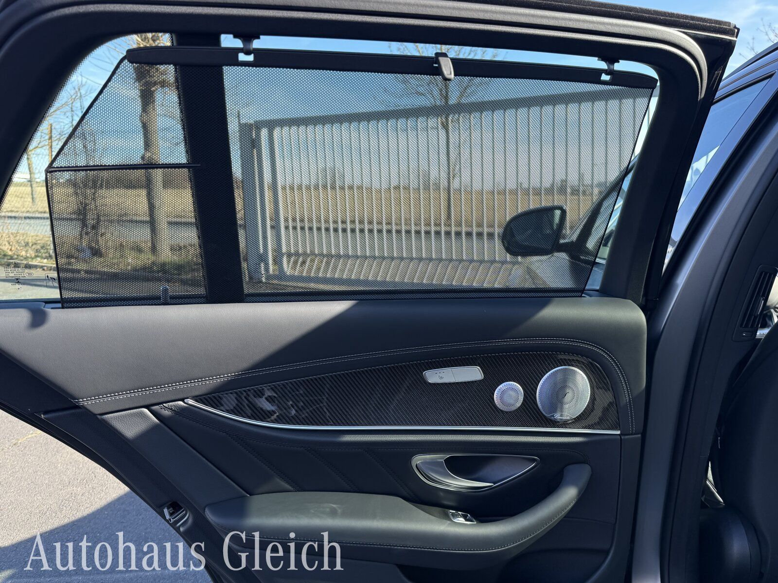 Fahrzeugabbildung Mercedes-Benz Mercedes-AMG E 53 4MATIC+ T-Modell MultiBeam/AMG