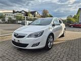 Opel Astra J Lim. 5-trg. Sport