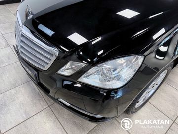 Mercedes E 200 - 9