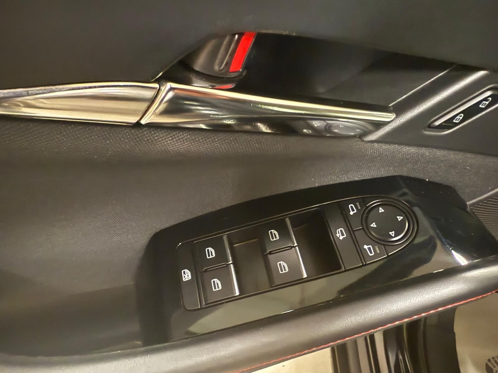 Fahrzeugabbildung Mazda CX-30 Homura 2WD / 1.HAND/ NUR 37.TKM