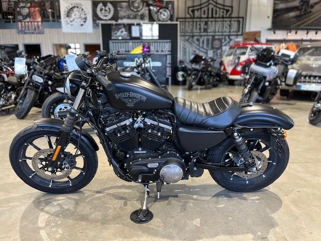 Fahrzeugabbildung Harley-Davidson XL2 883 Iron mit Miller Auspuffanlage
