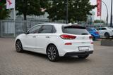 Hyundai i30 1.4 T-GDI Premium Sitzbelüftung AHK Leder - Hyundai i30 mit Benzin-Antrieb: Automatik