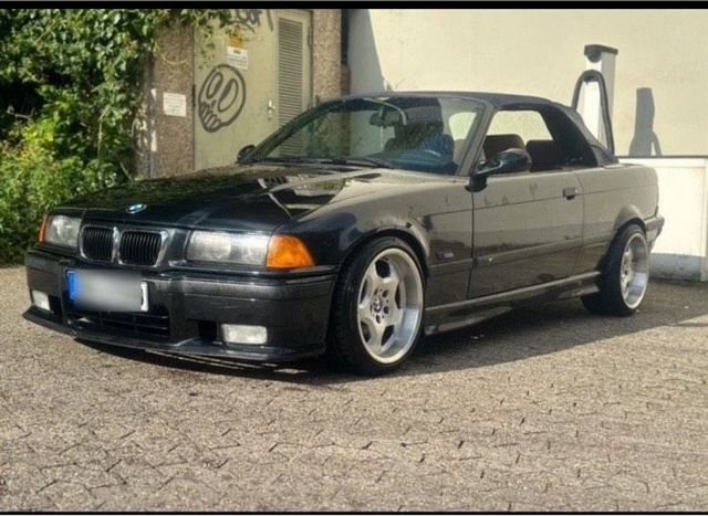 BMW e36 328i Cabrio (Neulack/Leder)