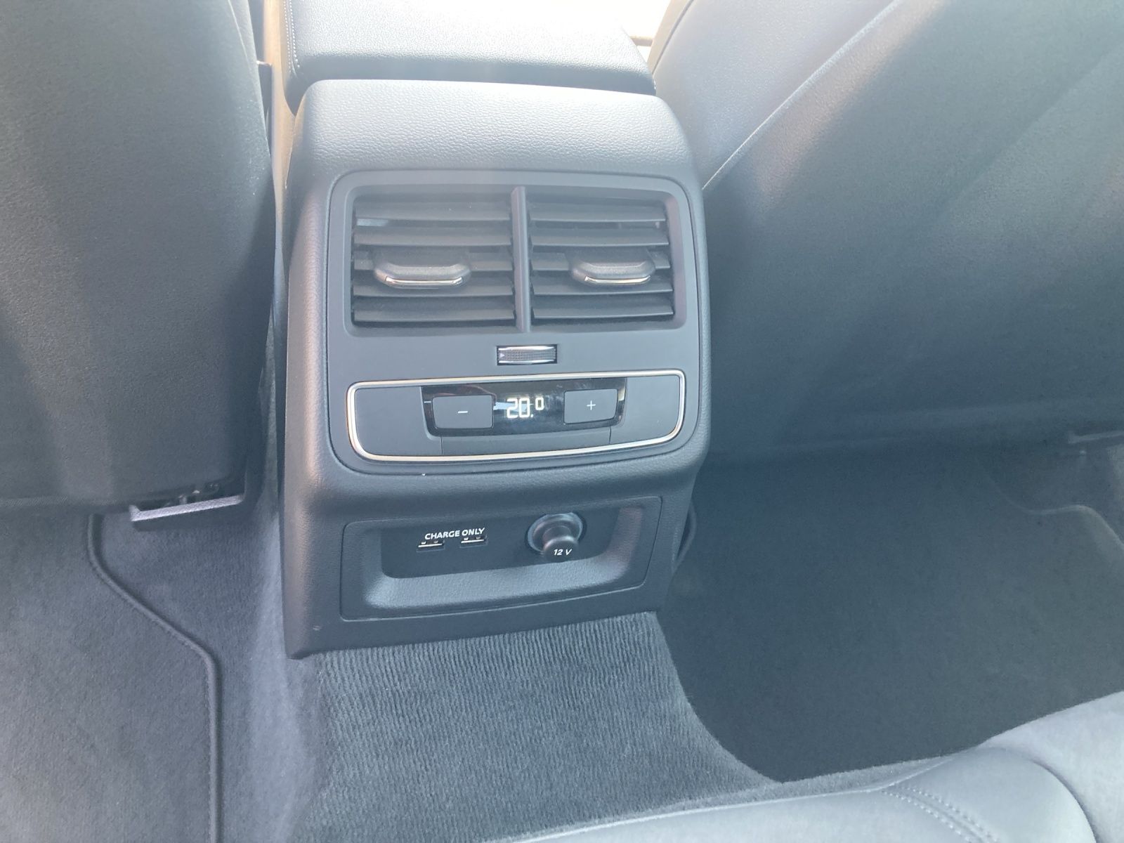 Fahrzeugabbildung Audi A5 Sportback 50 TDI quattro S-line Matrix AHK Na