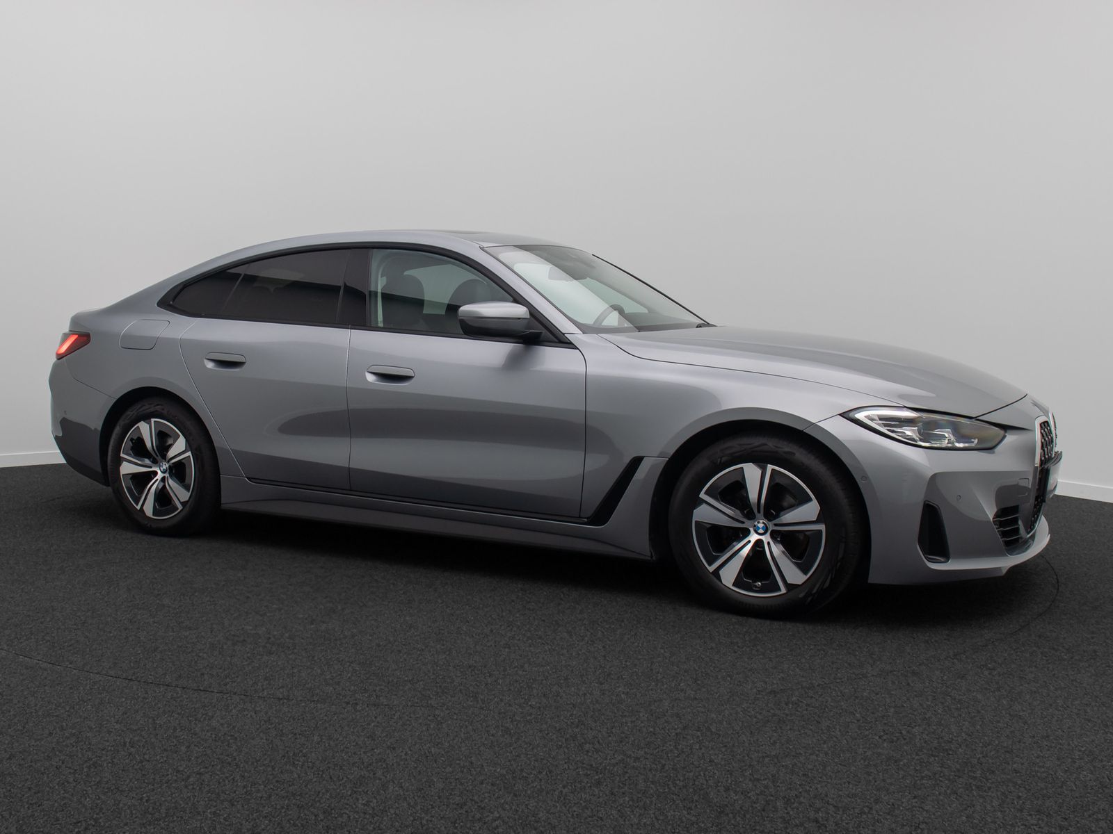 Fahrzeugabbildung BMW 420 Gran Coup&eacute; Alarm DAB Kamera Glasdach Sport