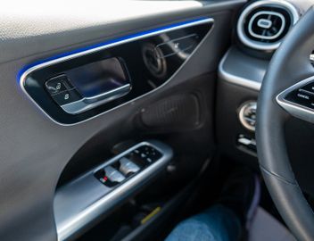 Fahrzeugabbildung Mercedes-Benz C180 T-Modell 9G-TRONIC KAM|LED|VIRTUAL|SPUR|KEY
