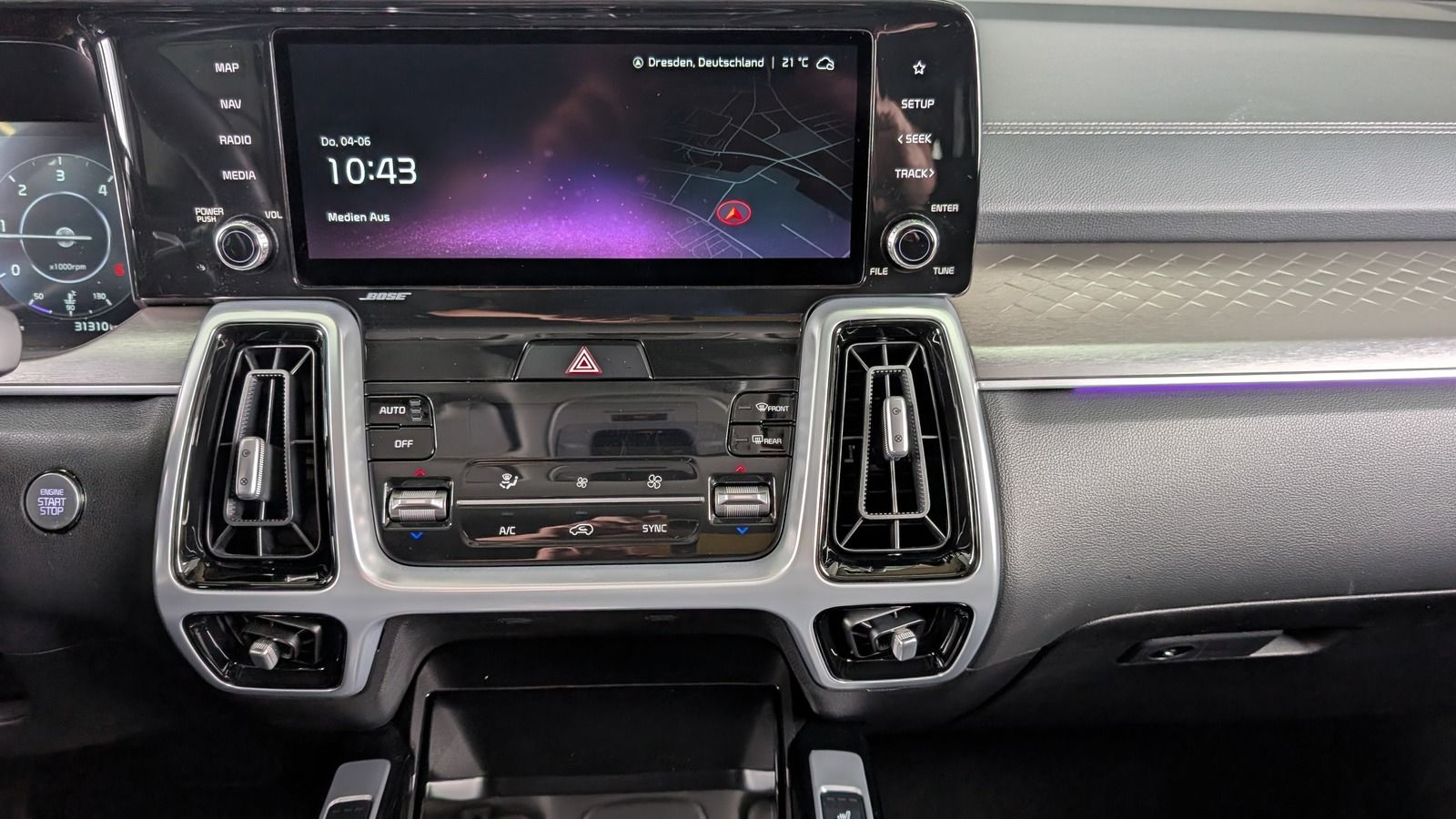 Fahrzeugabbildung Kia Sorento 2.2 CRDi * Leder * LED * Navi Spirit 4WD