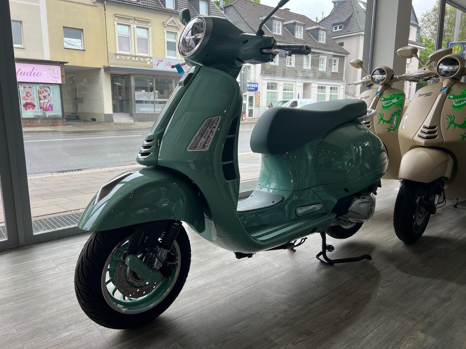 Vespa GTS 310 80 Jahre Sondermodell Neu !!