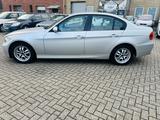BMW 318 Limousine PDC NAVI KLIMA LEDER GARANTIE - silberne BMW 318