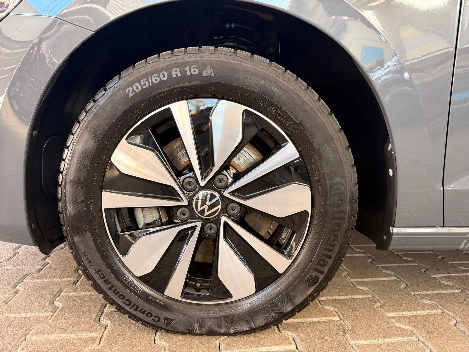 Fahrzeugabbildung Volkswagen Touran Goal 1,5 TSI DSG + ACC + Navigation + AHK