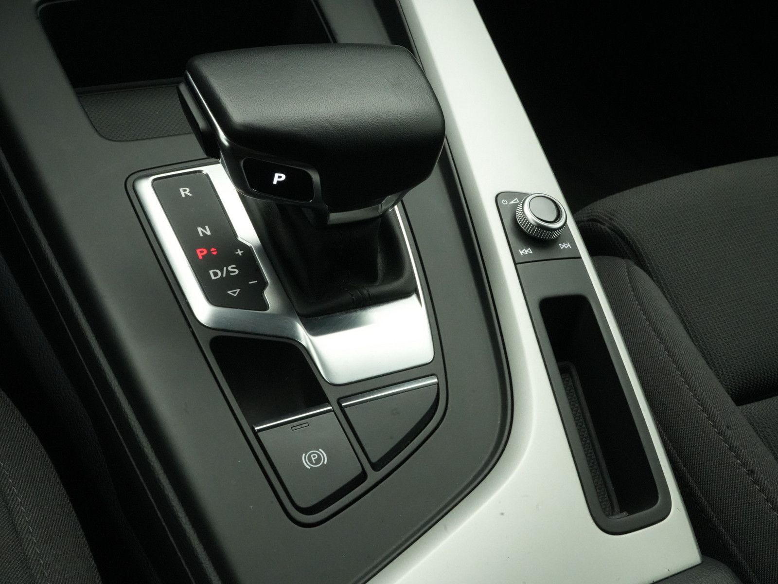 Audi A4 - Bild 14