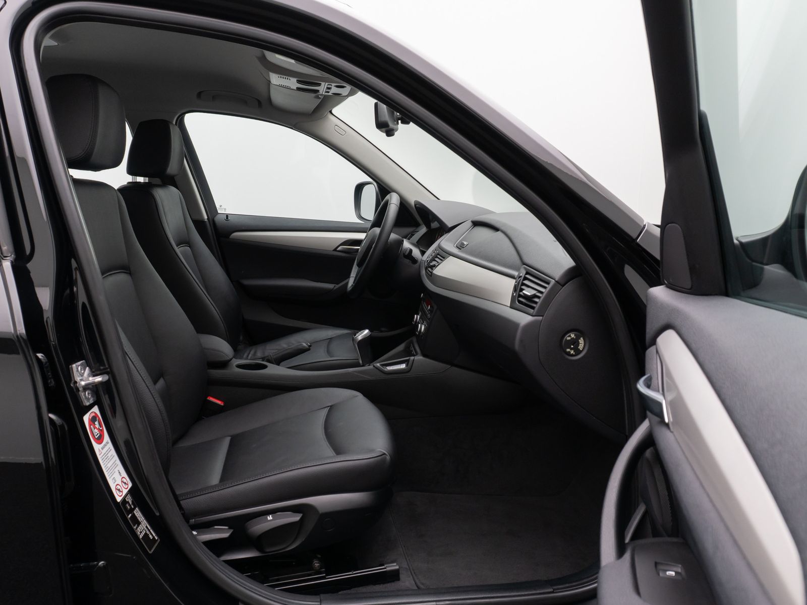 Fahrzeugabbildung BMW X1 sD18d PDC HiFi Leder KlimaAut Multilenkrad LM