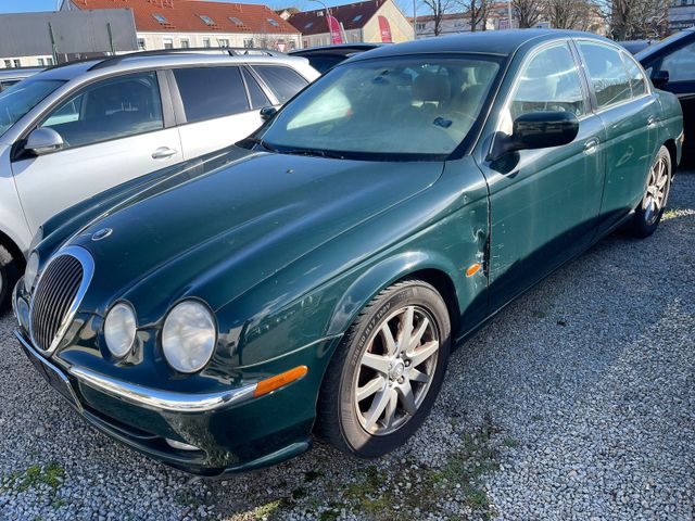 Jaguar S-Type 3.0 V6 Executive