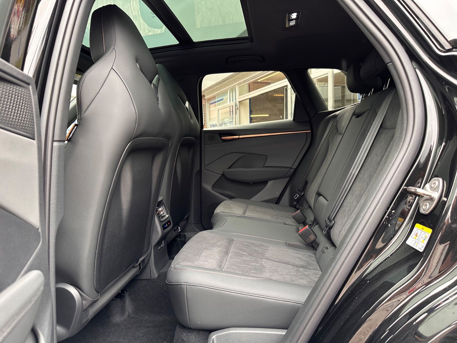 Fahrzeugabbildung CUPRA Terramar VZ 2.0 TSI 4Dr DSG Matrix/Pano/AHK/ACC