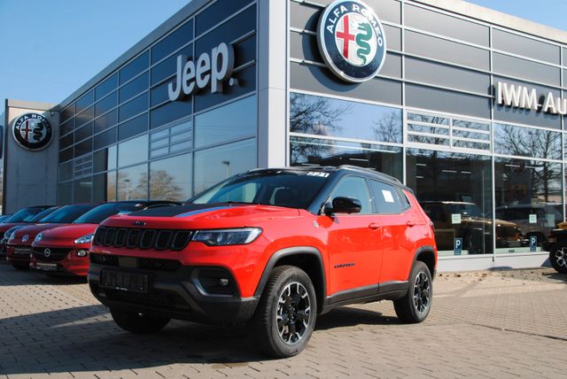 Jeep Compass 4xe Trailhawk Technologie NP: 53.100,-