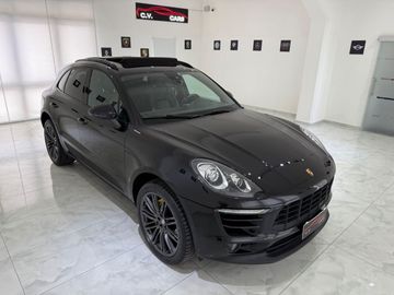 Porsche Macan - 1