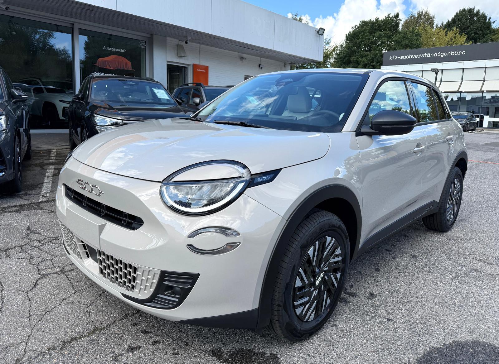 Fiat 600 Hybrid Pop 145 PS eDCT Automatik SHZ SOFORT